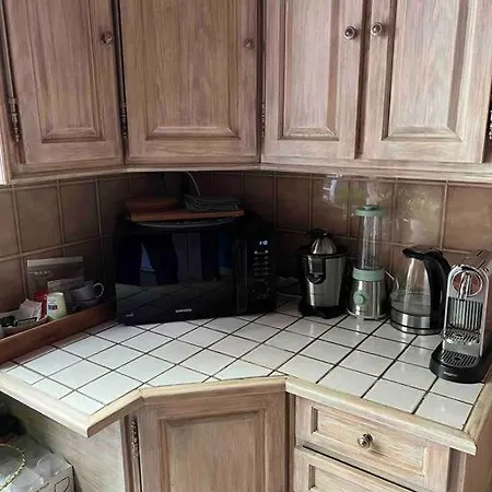 Apartamento Spacious Private House 160sqm Prime Location With Yard And Parking For 2 Cars *
