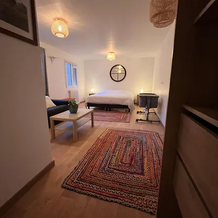 Spacious Private House 160sqm Prime Location With Yard And Parking For 2 Cars Apartamento *