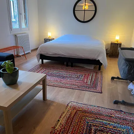 Spacious Private House 160sqm Prime Location With Yard And Parking For 2 Cars Apartamento *