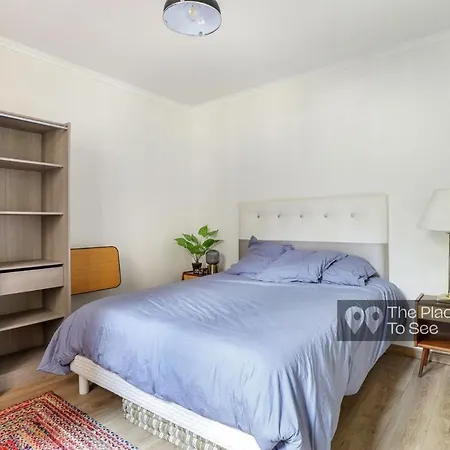 Spacious Private House 160sqm Prime Location With Yard And Parking For 2 Cars Saint-Ouen (Seine-Saint-Denis)